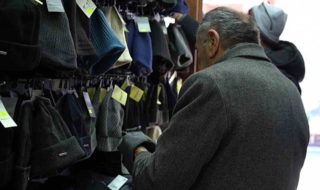 Asırlık çarşıda tezgahlar sanal vitrine taşınıyor: Esnaf e-ticaretle yüzleşiyor