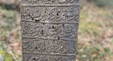 Asırlık Osmanlı mezarları yeniden ayağa kaldırıldı