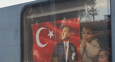 Atatürk'ün Turgutlu'ya gelişinin 103'üncü yılı kutlandı