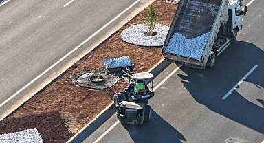 Aydın Büyükşehir Belediyesi'nden Acarlar-Şehir Hastanesi yolunda peyzaj düzenlemesi