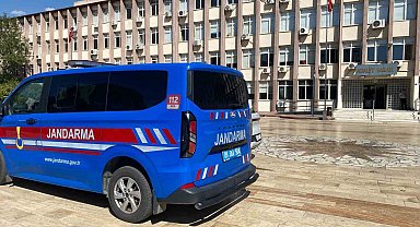 Aydın'da jandarmadan uyuşturucuya ağır darbe: 152 bin 800 sentetik ecza ele geçirildi