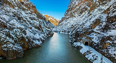 Aydınlık Kanyon: Erzincan'da doğayla iç içe sakin kaçış rotası