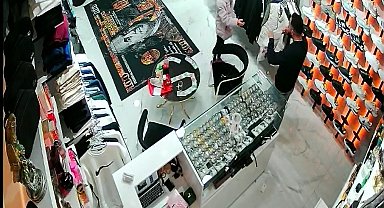 Babasına doğum günü hediyesi için 100 TL ile mağazaya girdi, mutluluğu Türkiye'nin mutluluğu oldu