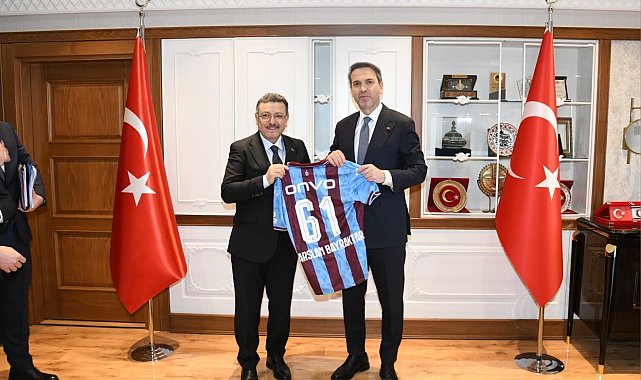 Bakan Bayraktar Trabzon'da