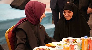 Bakan Göktaş, Kars'ta şehit yakınlarıyla gönül sofrasında buluştu