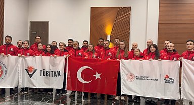 Bakan Kacır: "17 bilim insanı Antarktika'da özellikle iklim değişikliğine yönelik nitelikli araştırmalar gerçekleştirecekler"