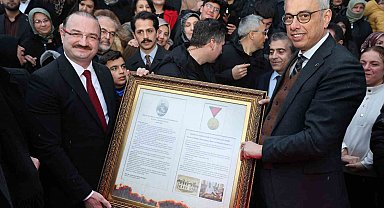 Bakan Memişoğlu ve Rektör Hacımüftüoğlu bir arada: Sağlık yatırımları ve üniversite projelerine tam destek