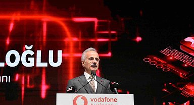 Bakan Uraloğlu: "Fiber optik ağ altyapımız, 657 bin kilometre"