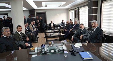 Bakan Yardımcısı Aydın, Belediye Başkanı Hallaç ile bir araya geldi