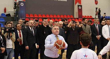 Bakandan NBA'ye taş çıkaran performans