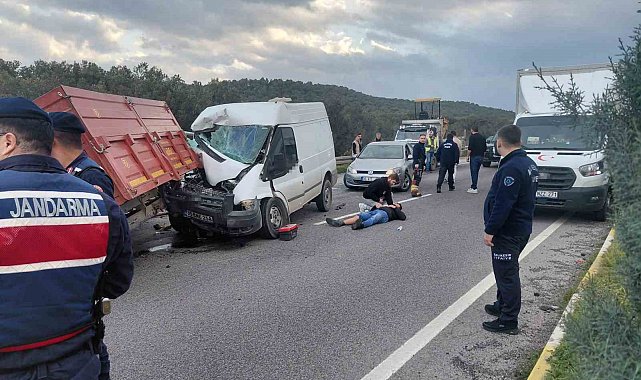 Balıkesir'de trafik kazası: 4 yaralı