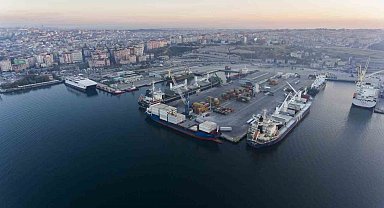 Bandırma Limanı'nda 2025'te dış ticaret hacmi 2,2 milyar doları aştı