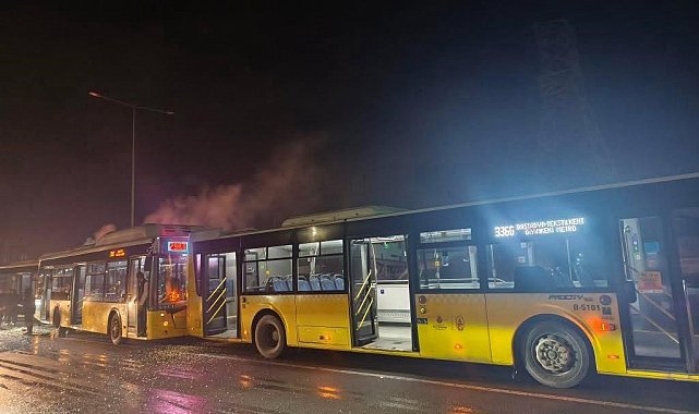 Başakşehir'de 3 İETT otobüsü kazaya karıştı: Yaralılar var
