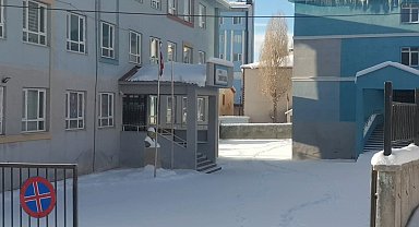 Başkale'de taşımalı eğitime 1 gün ara verildi