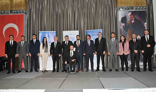 Başkan adayı Erdem, proje ve yönetim kurulu adaylarını tanıttı