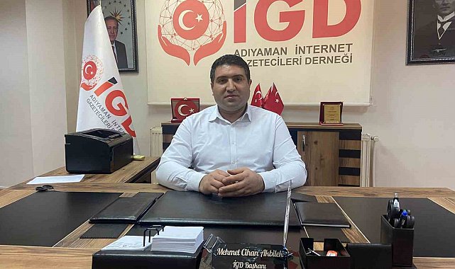 Başkan Akbilek: "Yerel medya göz göre göre eriyor"