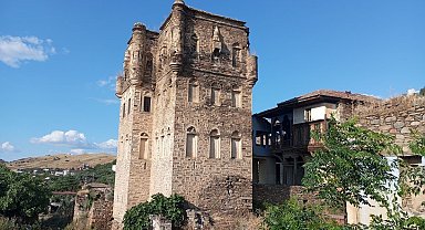 Başkan Alıcık, Arpaz Kulesi'ne dikkat çekti