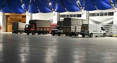 Başkan Başdeğirmen soğuk havalara karşı pazarcı esnafına Gökkubbe Fuar Alanı'nı açtı