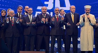 Başkan Büyükkılıç, Cumhurbaşkanı Erdoğan ile 30 Bin km Bölünmüş Yol Töreni'nde görüştü