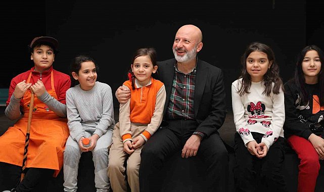 Başkan Çolakbayrakdar: Evlatlarımız tatilde eğlenirken öğreniyor"