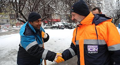 Başkan Çolakbayrakdar: "Bereketle gelen kar yağışına karşı çalışmalar aralıksız sürüyor"