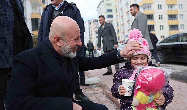 Başkan Çolakbayrakdar: "Soğuk günlerde gönülleri ısıtıyoruz"