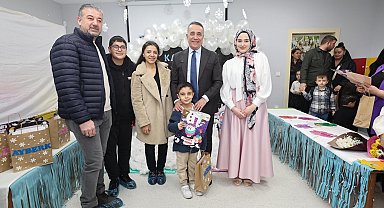 Başkan Dursun çocukların karne heyecanını paylaştı