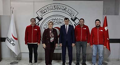 Başkan Kahveci'den Kütahya Türk Kızılay İl Merkezi'ne ziyaret