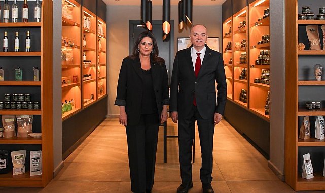 Başkan Özlü Sarıeroğlu'nu ağırladı