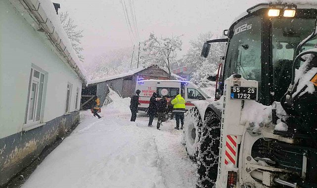 Başkan Şenol Kul: "Karın bereketini yaşıyoruz, Terme Belediyesi 724 sahada"