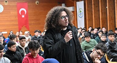 Başkan Vekili Karadeniz, "Gençlik Kampları" programında öğrencilerin sorularını yanıtladı