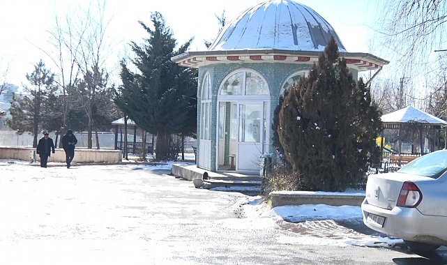 Başkentteki su kesintisine vatandaşlardan tepki