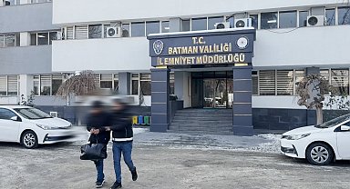 Batman'da yabancı uyruklu bir şahsın midesinden 64 parça uyuşturucu çıktı