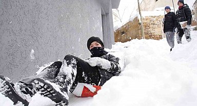 Bayburt'ta eğitime kar engeli: Okullar 1 gün tatil edildi