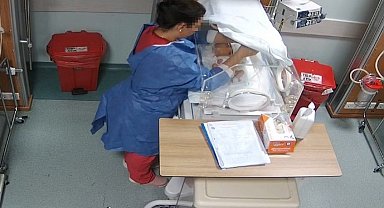 Bebeğe şiddet uygulayan hemşireye 'haberlere erişim engeli' reddi