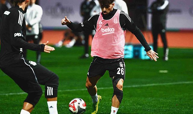 Beşiktaş, günü çift antrenmanla tamamladı