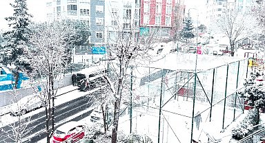 Beşiktaş karla kaplandı