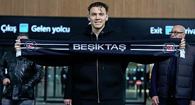 Beşiktaş'ın yeni transferi Kristjan Asllani, İstanbul'a geldi