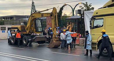 Beşiktaş'taki ünlü gece kulübünün kaçak bölümleri yıkılıyor