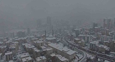 Beyaza bürünen Kartal havadan görüntülendi