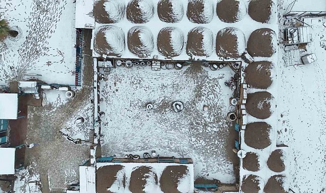 Beyazla tarihin buluşması eşsiz manzara oluşturdu