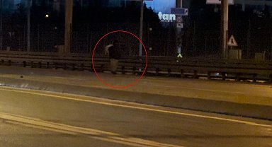 Beylikdüzü E-5'te tehlikeli yürüyüş