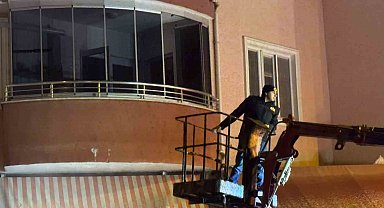Bilecik'te çıkan yangında 5 kişi dumandan etkilendi