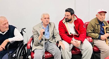 Bilecik'te huzurevinde anlamlı buluşma