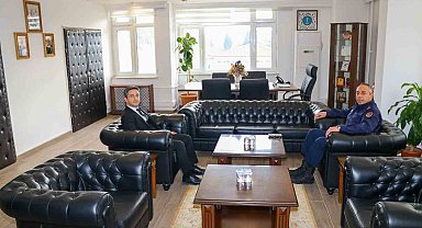 Bilecik'te kurum müdürlerinden Jandarma Komutanı Vanlı'ya ziyaret