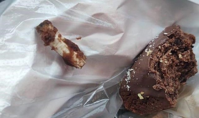 Bir ısırıkta şok: Kurabiyeden sigara izmariti çıktı