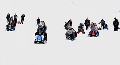 Bitlis'te kış turizmi yarı yıl tatiliyle canlandı