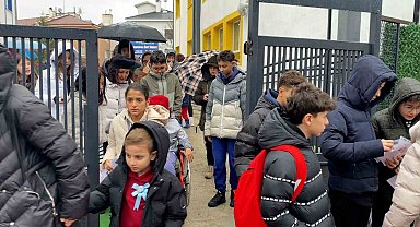 Bolu'da 52 bin öğrenci karne sevinci yaşadı