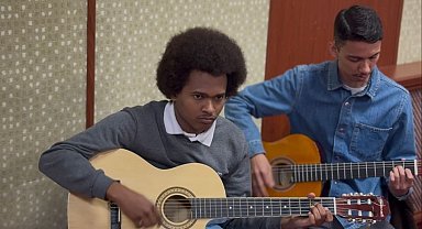 BŞEÜ'de gitar ve bağlama kursları devam ediyor