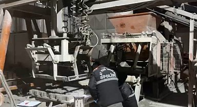 Burdur'da pres makinesine sıkışan işçi yaralandı